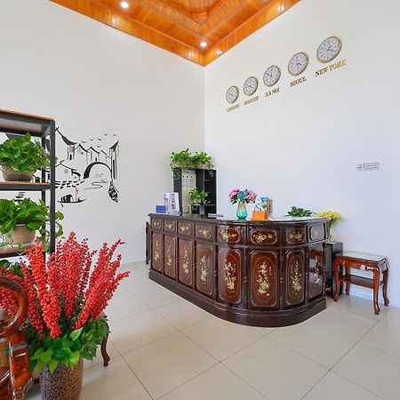 Luxy Park Hotel - Phu Quoc Centre Екстериор снимка