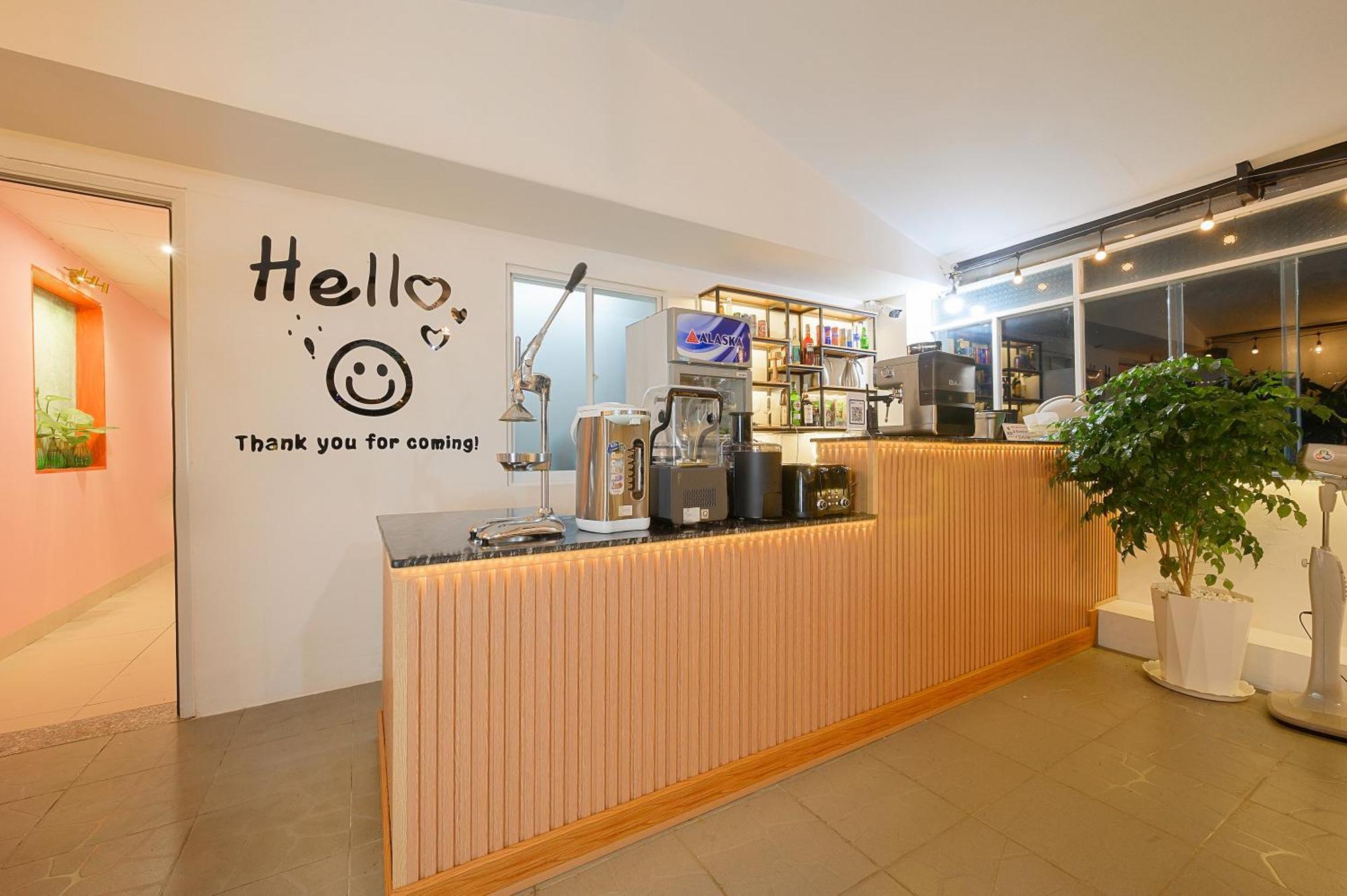 Luxy Park Hotel - Phu Quoc Centre Екстериор снимка