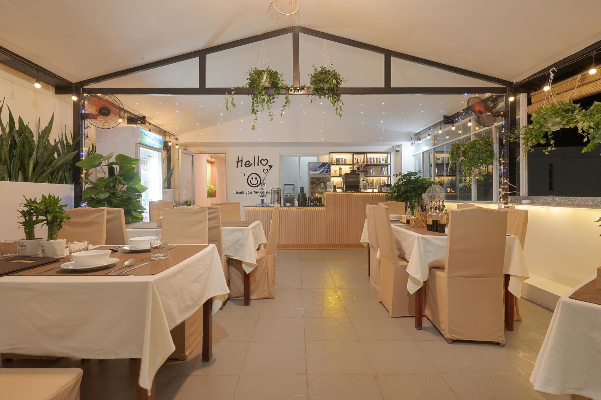 Luxy Park Hotel - Phu Quoc Centre Екстериор снимка