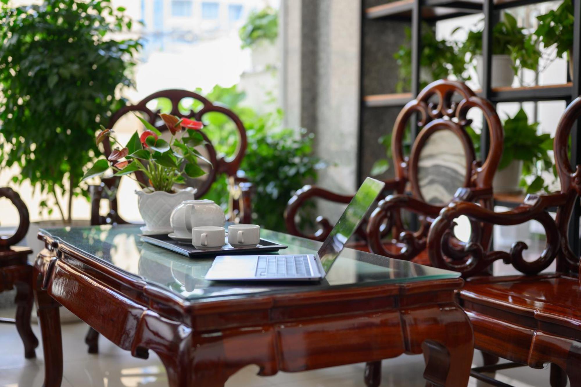 Luxy Park Hotel - Phu Quoc Centre Екстериор снимка