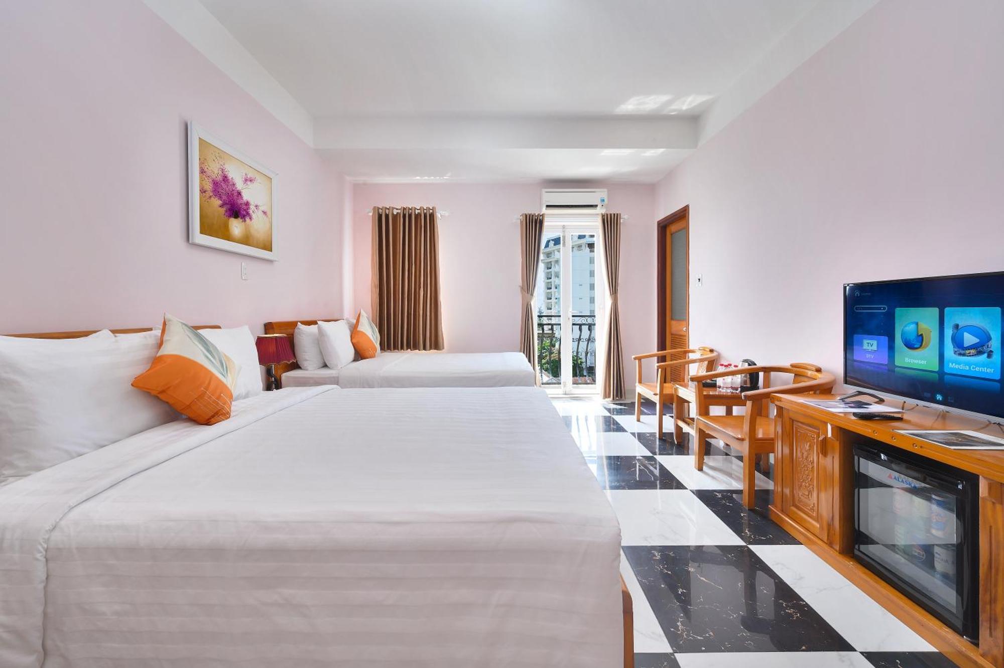 Luxy Park Hotel - Phu Quoc Centre Екстериор снимка